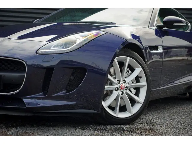 Jaguar F-Type 3.0 V6 Coupé 2016 Benzine 18