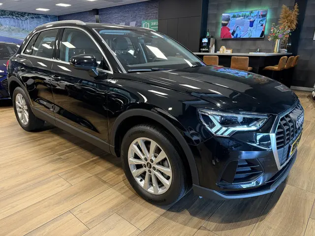 Audi Q3 45 TFSI e Advanced edition 2023 Hybride Benzine 6