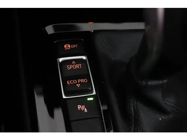 BMW X1 sDrive20i Orange Edition III 2019 Benzine 36