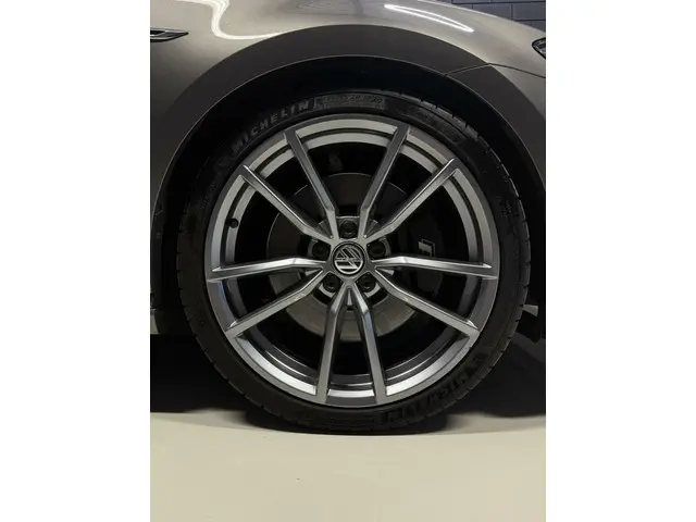 Volkswagen Golf R 2.0 TSI R 4Motion 2014 Benzine 7