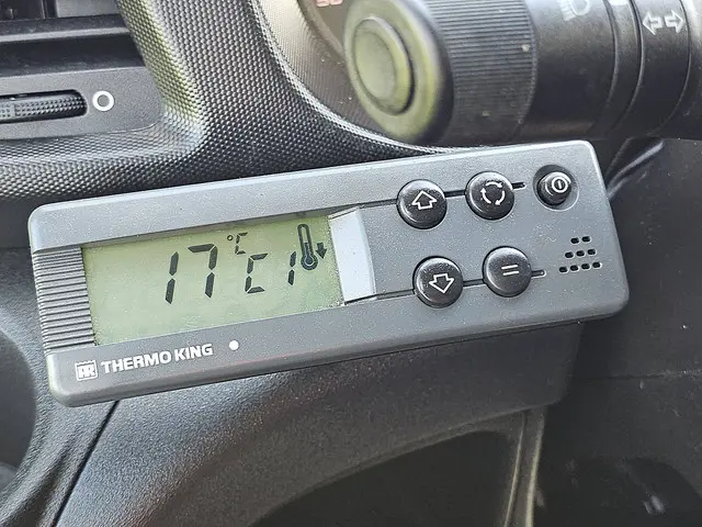 Iveco Daily 35C14 2020 Diesel 12