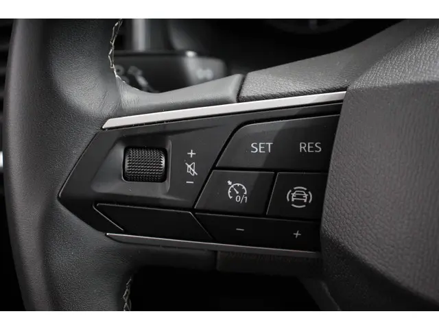 SEAT Ateca 1.5 TSI DSG Style Nieuw type 2021 Benzine 16