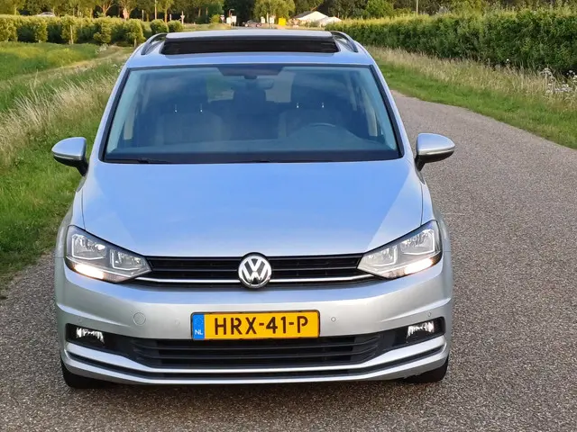 Volkswagen Touran 1.5 TSI Comfortline 7 Pers. 2019 Benzine 4