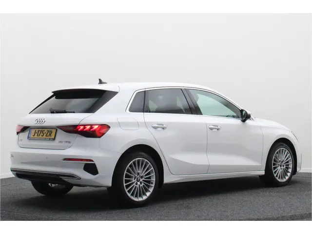 Audi A3 Sportback 30 TFSI Business edition 2020 Benzine 19
