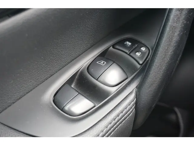 Nissan QASHQAI 1.2 Tekna 2016 Benzine 22