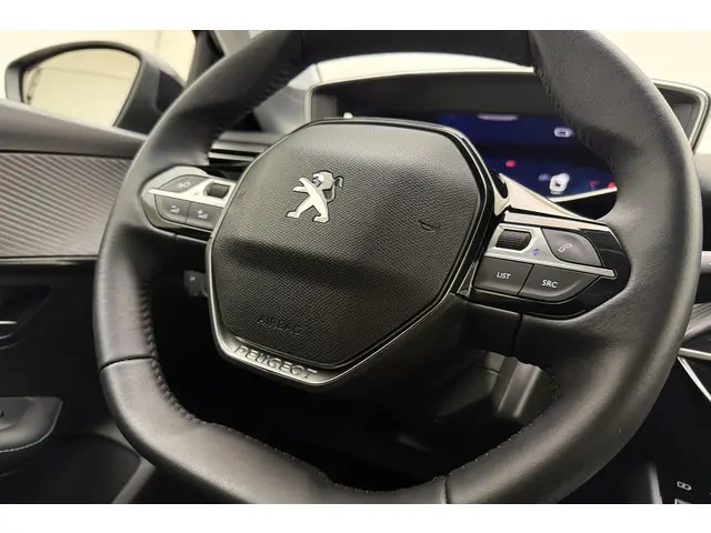 Peugeot 208 1.2 PureTech Allure Pack 2023 Benzine 20