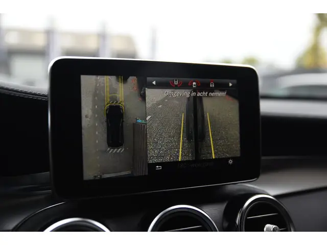 Mercedes-Benz GLC AMG 63 S 4MATIC+ 2018 Benzine 34