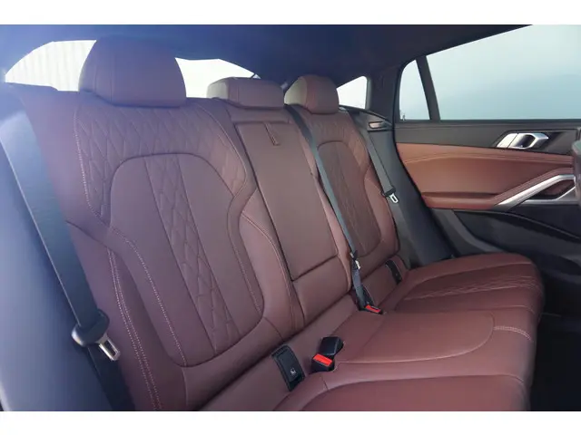 BMW X6 xDrive40i 2022 Benzine 17