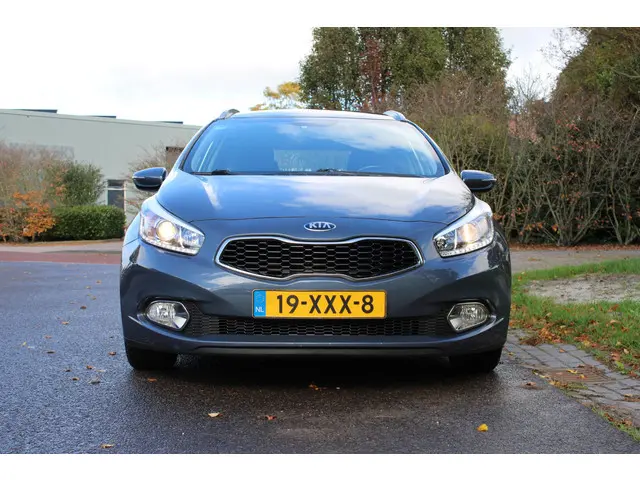 Kia cee'd Sportswagon 1.6 GDI Plus Pack 2012 Benzine 5