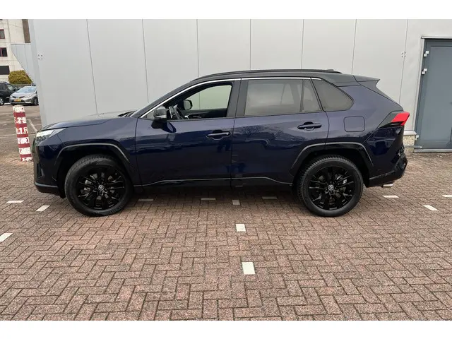 Toyota RAV4 2.5 Hybrid AWD Bi-Tone 2023 Hybride Benzine 3