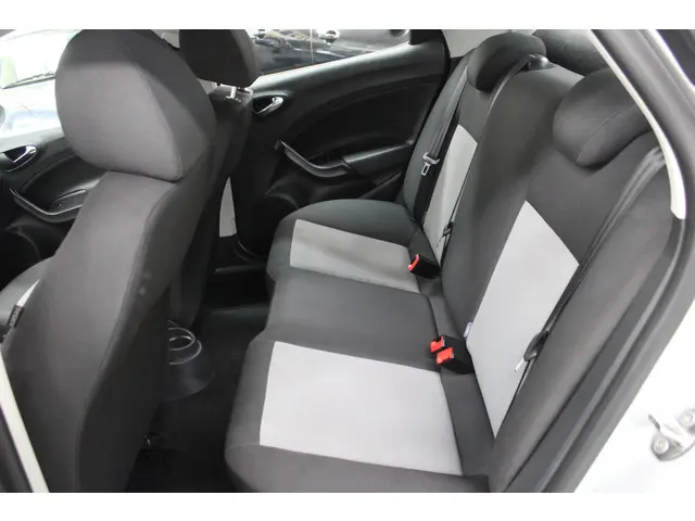 SEAT Ibiza 1.0 MPI Reference 2017 Benzine 6