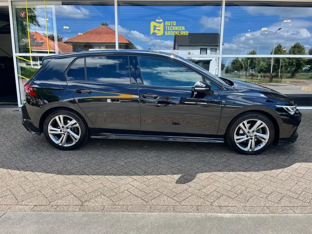 Volkswagen Golf 1.5 eTSI Style 2021 Hybride Benzine 3