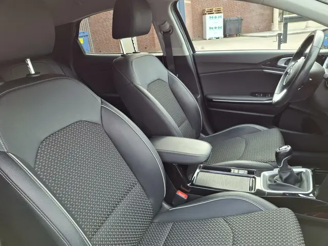 Kia XCeed 1.0 T-GDi DynamicLine 2020 Benzine 37