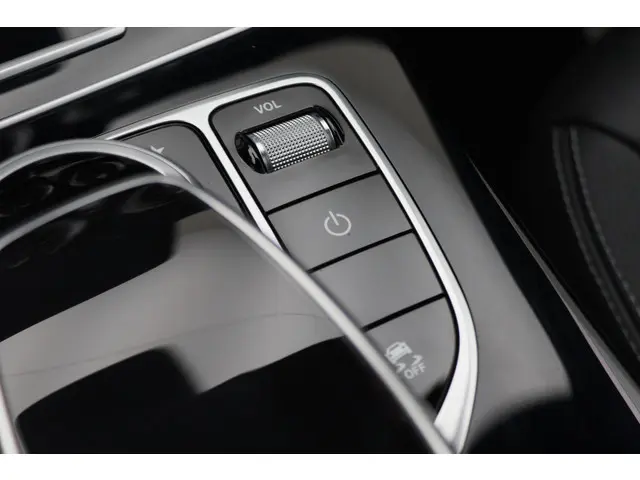 Mercedes-Benz GLC 250 d 4MATIC Prestige AMG 2016 Diesel 54