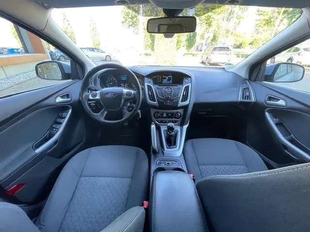 Ford Focus Wagon 1.0 EcoBoost Titanium 2013 Benzine 14