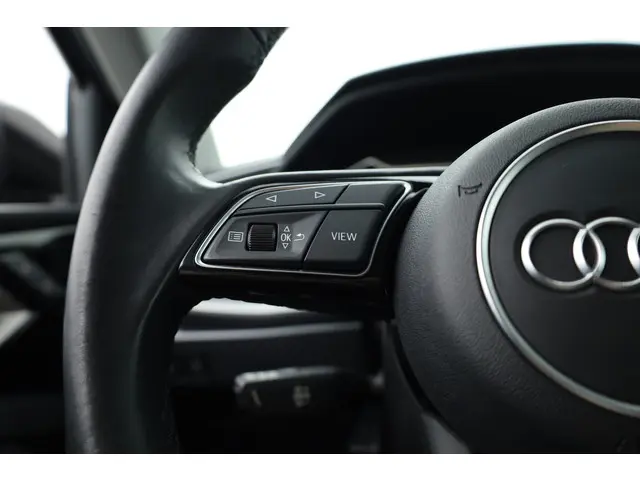 Audi A1 Citycarver 35 TFSI Aut. 150pk 2021 Benzine 10