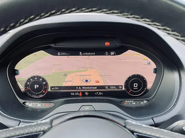 Audi Q2 35 TFSI Pano Automaat s-Line Led 2022 Benzine 14