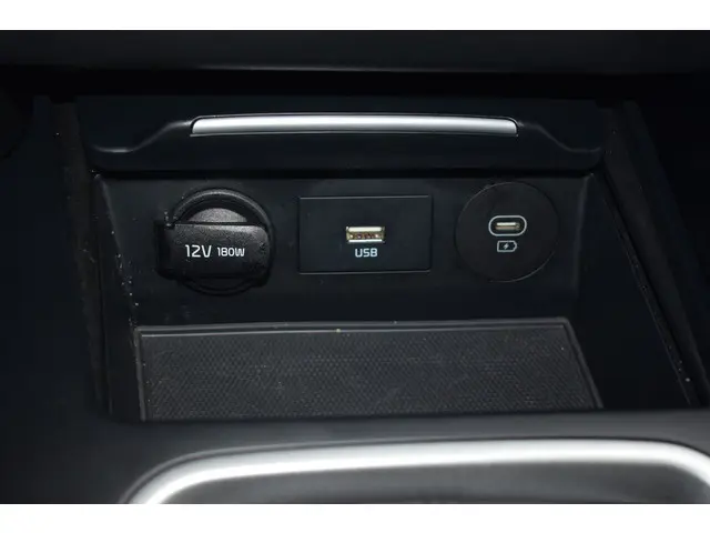 Kia Ceed Sportswagon 1.0 T-GDi DynamicLine 2024 Benzine 20