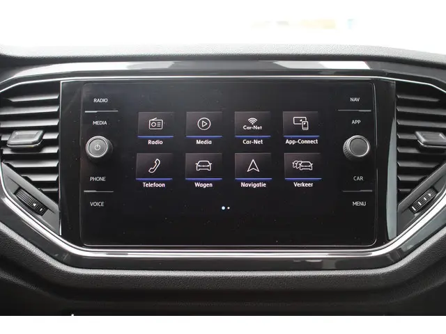 Volkswagen T-Roc 1.5 TSI Sport 2020 Benzine 32