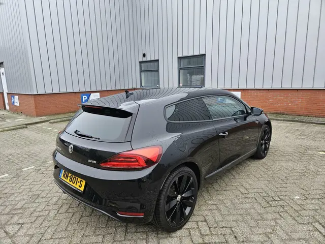 Volkswagen Scirocco 3