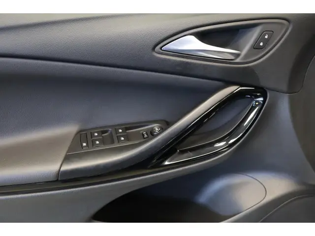 Opel Astra 1.4 Innovation |CAM|Carplay|AGR| 2016 Benzine 14