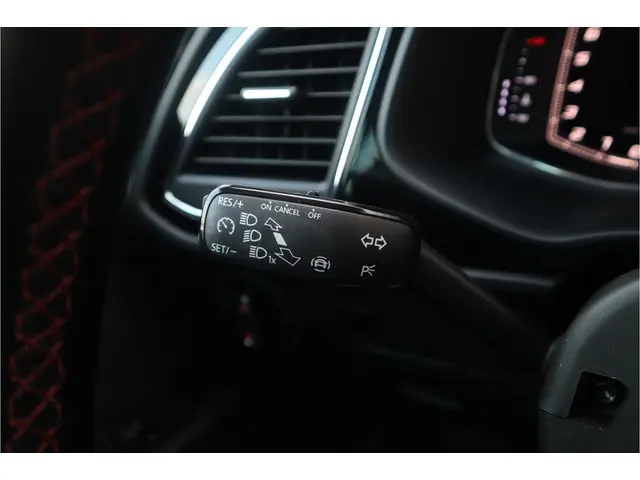 SEAT Leon 1.5 TSI FR Business Intense 2019 Benzine 41