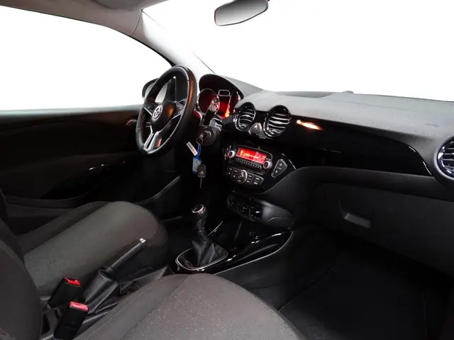 Opel ADAM 1.4 Jam Airco / Cruise / Nette auto 2013 Benzine 17