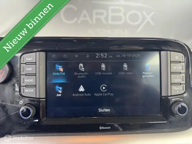 Hyundai i10 1.0 Premium 2020 Benzine 24