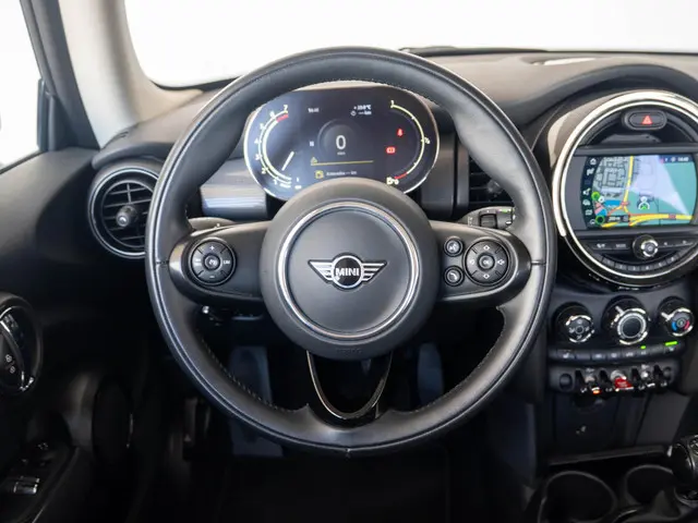 MINI 3-Deurs Cooper 2021 Benzine 7