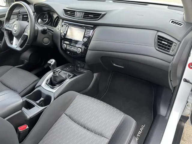Nissan X-Trail 1.6 DIG-T N-Connecta 7p. 2018 Benzine 77