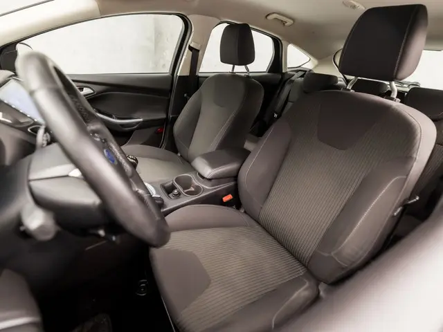 Ford Focus 1.0 EcoBoost Titanium 2013 Benzine 16