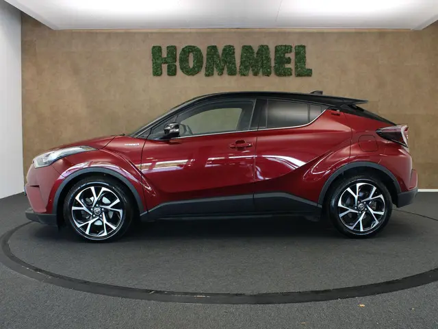 Toyota C-HR 1.8 Hybrid Executive 2019 Hybride Benzine 10