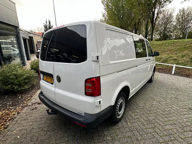 Volkswagen Transporter 2.0 TDI L2H1 DC 2018 Diesel 7
