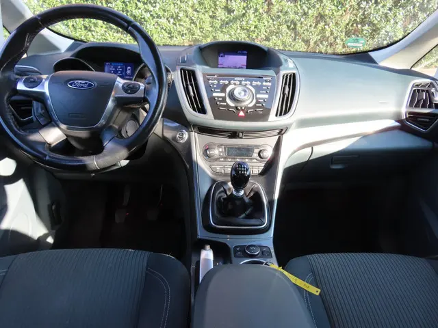 Ford C-MAX 1.6 EcoBoost Titanium 2013 Benzine 17