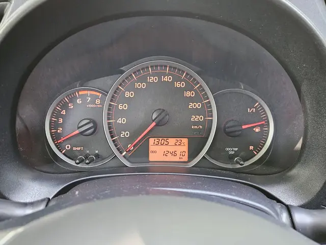 Toyota Yaris 1.0 VVT-i Aspiration 2013 Benzine 9