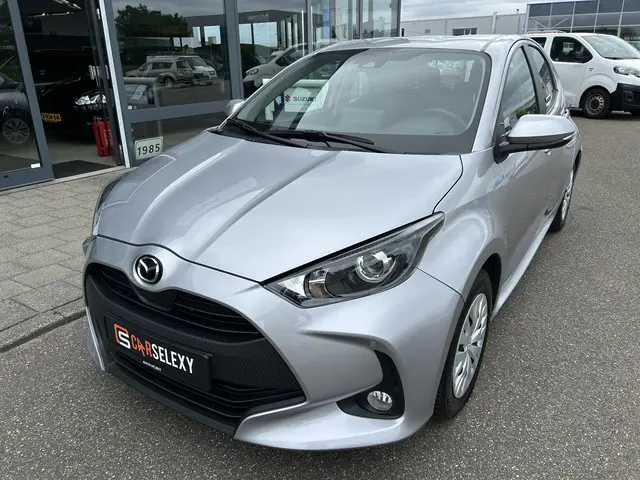 Mazda 2 Hybrid 3