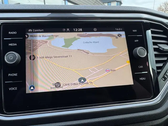 Volkswagen T-Roc 1.5 TSI Sport 2021 Benzine 21