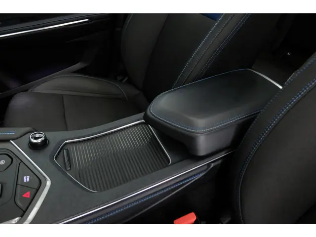 Lynk & Co 01 1.5 2021 Hybride Benzine 23