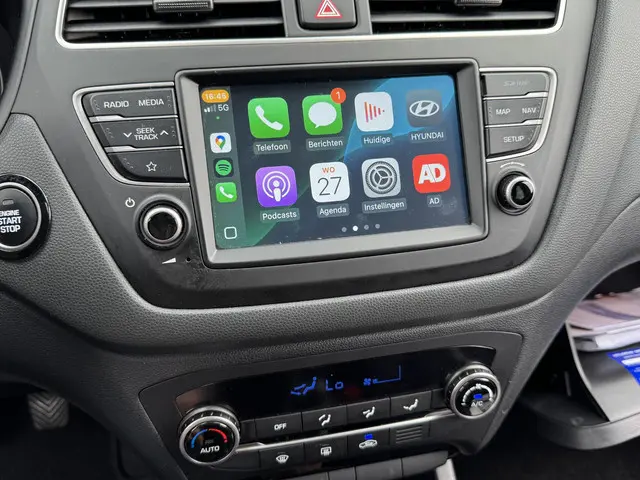 Hyundai i20 1.0 T-GDI PREMIUM 2020 Benzine 24