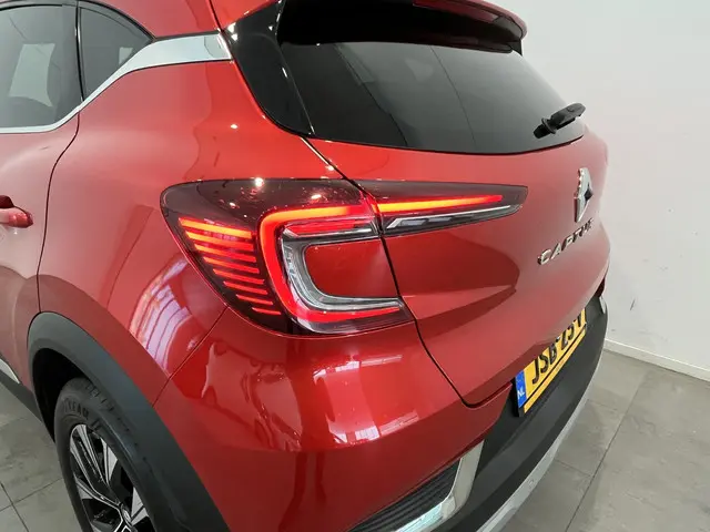 Renault Captur 1.0 TCe 90 Techno 2023 Benzine 23