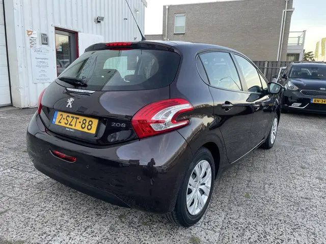 Peugeot 208 1.2 VTi Active, Airco , Carplay 2013 Benzine 5