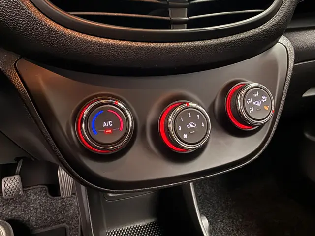 Opel KARL 1.0 ecoFLEX Edition 2017 Benzine 16