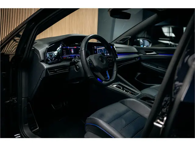 Volkswagen Golf 2.0 TSI R 4Motion 2022 Benzine 21