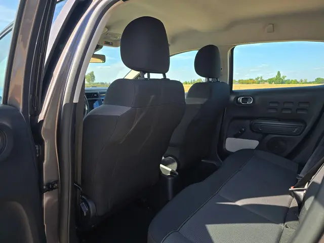 Citroën C3 1.2 PureTech 2022 Benzine 23