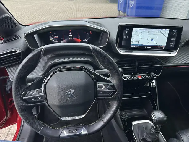 Peugeot 208 1.2 Turbo 100 PK GT Pack 2021 Benzine 14