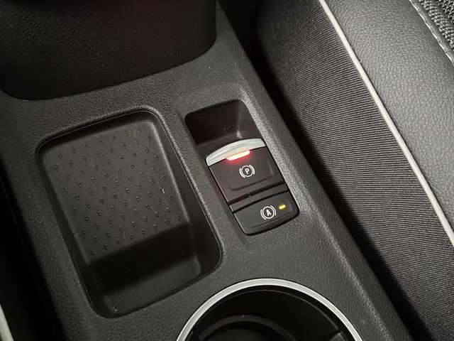 Renault Captur 1.0 TCe 90 techno 2024 Benzine 39