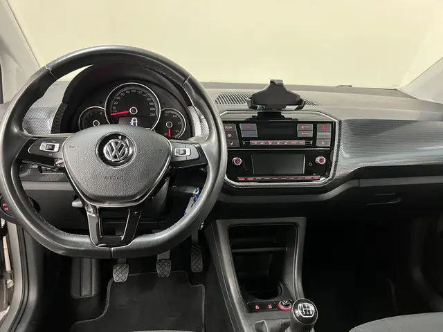 Volkswagen up! 1.0 BMT move up! 2019 Benzine 15