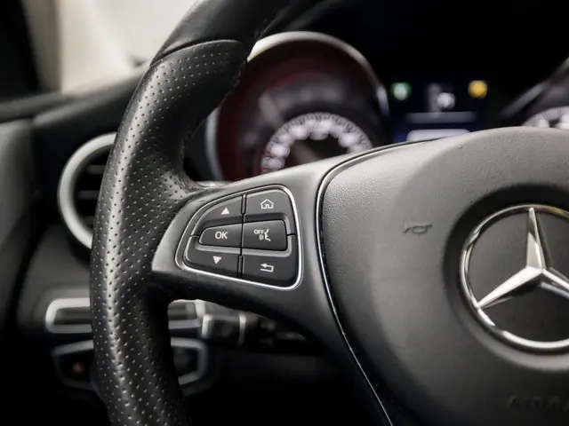 Mercedes-Benz C-Klasse 180 Sport 2018 Benzine 19