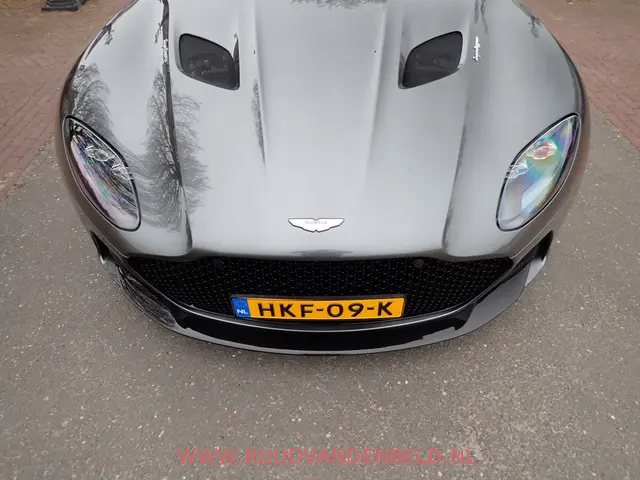 Aston Martin DBS 5.2 V12 Superleggera 2019 Benzine 41