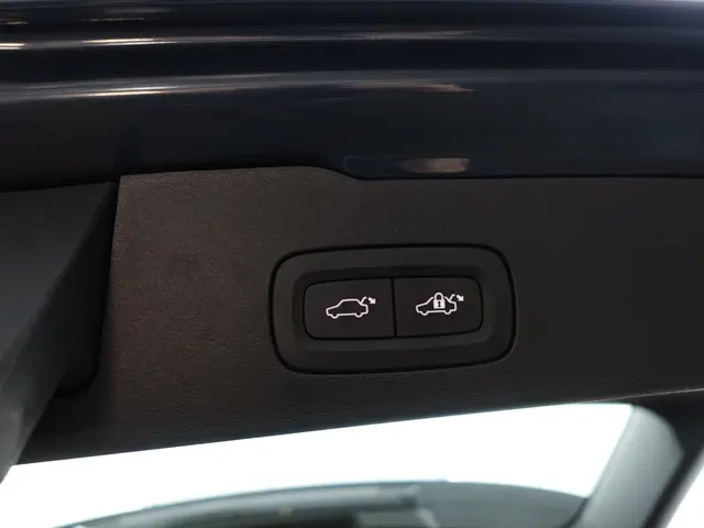 Volvo V60 2.0 T5 Inscription Aut- 2018 Benzine 28
